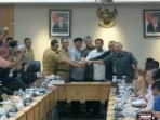 22112017_dprd-dki_anies_20171122_175023.jpg