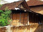 26072020-tembok.jpg