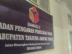 3kantor-bawaslu-tanjab-timur.jpg