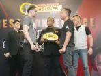 Azka-Corbuzier-dan-Vicky-Prasetyo-3032022.jpg
