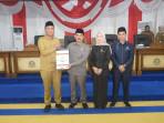 Bupati-Sarolangun-Hurmin-menghadiri-Rapat-Paripurna-DPRD-Sarolangun.jpg