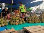 Durian-tugu-jambi.jpg