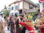 Elan-Suherlan-Kajati-Jambi-Tiba-di-Bandara-Sultan-Thaha.jpg