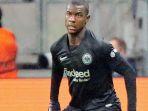 Evan-Ndicka-diminati-oleh-Manchester-United-gg.jpg