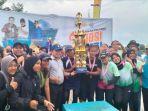 Gubernur-Jambi-Serahkan-Medali.jpg