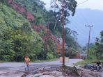Jalan-Nasional-Kerinci-Lumpuh-Gegara-Longsor-di-Muara-Emat.jpg