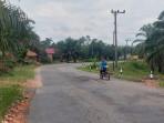 Jalan Nasional di Tebo Rusak Parah, Warga Keluhkan Perbaikan Hanya Tambal Sulam