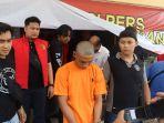 Kapolres-Merangin-AKBP-Ruri-Roberto-saat-press-rilis-kasus-pembunuhan-istri.jpg