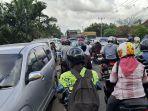 Kawasan-jembatan-Aurduri-Sat-macet-parah-2722025.jpg