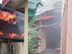 Api Melalap 3 Gedung SMK Dharma Bakti 2 di Kota Jambi