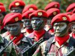 Kopassus-pasukan-elite-TNI-AD-yang-berbaret-merah.jpg