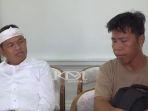 PENYEBAB-Pria-Disabilitas-Jalan-Kaki-26-Hari-dari-Palembang-Temui-Dedi-Mulyadi4-Sandal-Sampau-Putus.jpg