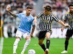 Pemain-Lazio-Alessio-Romagnoli-dan-gelandang-Juventus-Nicolo-Fagioli-16102023.jpg