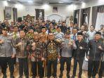 Pj-Bupati-Sarolangun-lepas-kontingen-Gubernur-Cup-06012025.jpg