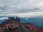 Potret-dari-puncak-Gunung-Kerinci-25122024.jpg