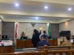 Sidang-terdakwa-wendi.jpg