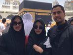 Sunan-Kalijaga-saat-umroh-dengan-istri-dan-anaknya.jpg