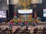 Tari-Seayun-Seirama-Curi-Perhatian-di-Paripurna-HUT-Kabupaten-Tebo.jpg