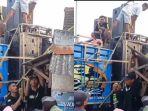 Viral-Parade-Sound-Horeg-di-Jember-Rusak-Warung-Warga-karena-Truck-Tak-Bisa-Lewat.jpg