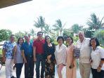 ahok-puput-nastiti-devi-dan-keluarga-saat-berada-di-bali.jpg