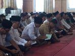 asn-di-kabupaten-tanjung-jabung-timur-salat-duha-bersama-di-masjid-agung-nur-addarojat.jpg