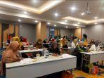 baking-demo-di-yello-hotel-diikuti-puluhan-peserta-membuat-aneka-hidangan.jpg