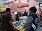 beredar-isu-beras-plastik-di-batanghari-tim-satgas-pangan-sisir-sejumlah-agen-beras-di-3-kecamatan.jpg