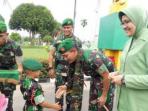 danrem-kolonel-inf-refrizal-desi-refrizal_20161017_082737.jpg