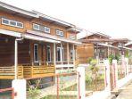 deretan-rumah-kayu-di-villa-agronesia-yang-berlokasi-di-talang-belido-sungai-gelam-muarojambi.jpg