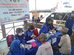 ditpolairud-polda-jambi-vaksin-1000-warga-pesisir-dan-terpencil-di-atas-kapal.jpg