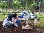 erlita-dewi_makam-agitha.jpg