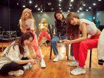 film-dokumenter-blackpink-light-up-the-sky.jpg