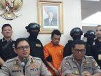 haris-simamora-tersangka-pembunuhan-satu-keluarga-di-bekasi.jpg