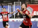 ilija-spasojevic-merayakan-gol-yang-dicetaknya-ke-gawang-barito-putera.jpg