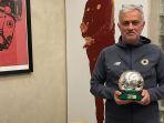 jose-mourinho-di-as-roma.jpg