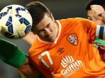 kapten-brisbane-roar-matt-mckay_20150711_125145.jpg