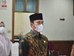 ketua-dprd-provinsi-jambi-edi-purwanto-terima-penghargaan-green-leadership-dari-klhk.jpg