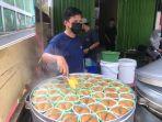 kue-apang-kue-tradisional-khas-suku-bugis-makassar-kini-hadir-di-jambi.jpg