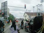 lampu-merah-simpang-patunas.jpg
