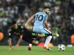 mahmoud-dahoud-sergio-aguero_20170331_085231.jpg
