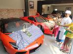 mobil-mewah-bos-krisna-tumpek-landep_20150517_000337.jpg