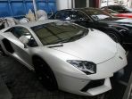 mobil-mewah-jenis-lamborghini-ferrari-bentley-rolls-royce_20170918_172431.jpg