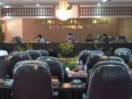 paripurna-dprd-sungai-penuh.jpg