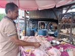 pedagang-ayam-pasar-bangko-110522.jpg