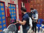 petugas-penjaga-pintu-utama-lapas-narkotika-kelas-iib-muara-sabak.jpg