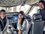 pilot-perempuan-berjilbab_20160316_144340.jpg