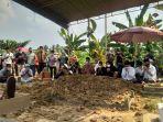 plt-kepala-bpbd-merangin-dimakamkan.jpg