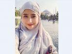 prilly-latuconsina-berhijab.jpg