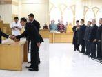 raktor-unja-johni-najwan-lantik-pejabat2.jpg