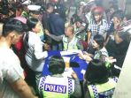 razia-polisi-ditilang_20170520_115645.jpg